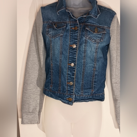2/$30 Urban Comfort Denim RUE21 jacket (#1,201) - Picture 1 of 8